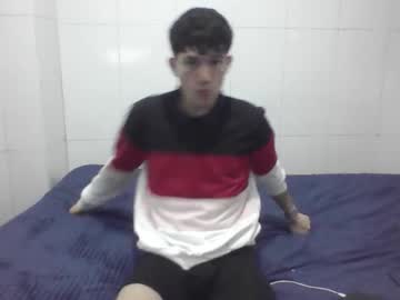 Camilinpinguin77 Chaturbate stream image from March 13, 2026