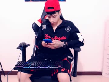 Matias_Undercromo_18 Chaturbate stream image from March 13, 2026
