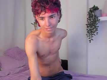 Santy_Kitty Chaturbate stream image from March 13, 2026