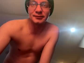 Andrewraywv42 Chaturbate stream image from March 13, 2026