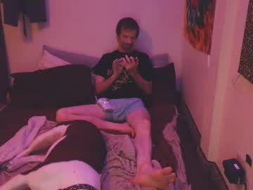 Happy82081 Chaturbate stream image from March 13, 2026