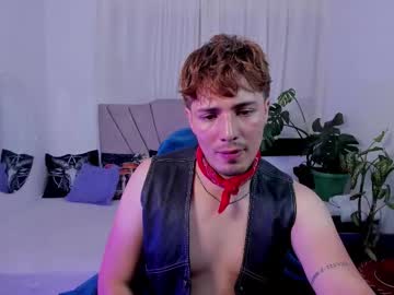 Eddivine Chaturbate stream image from March 13, 2026