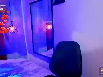Flor_Gil Chaturbate stream image from March 13, 2026