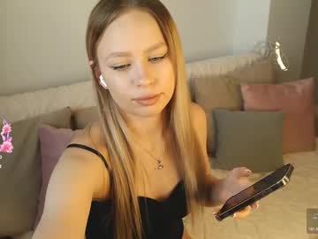 Xazova Chaturbate stream image from March 13, 2026