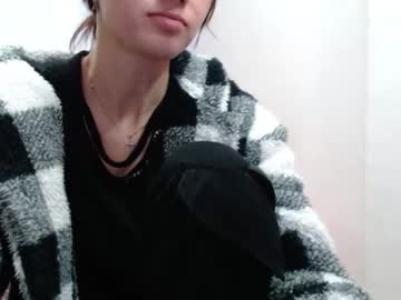 Holy_Juli2 Chaturbate stream image from March 13, 2026
