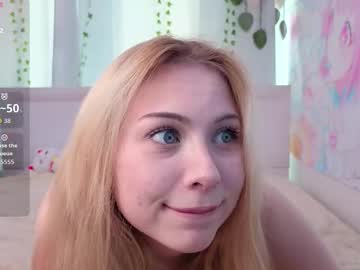 Ellie_Hollow Chaturbate stream image from March 13, 2026