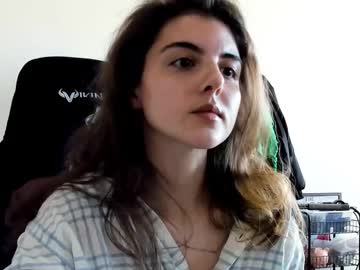 Emmamon Chaturbate stream image from March 13, 2026
