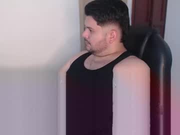 Marcobearson Chaturbate stream image from March 13, 2026
