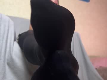 Puredesire_ Chaturbate stream image from March 13, 2026