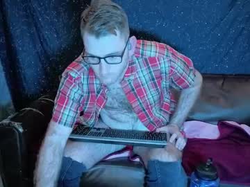 Averagepenisalaric Chaturbate stream image from March 13, 2026
