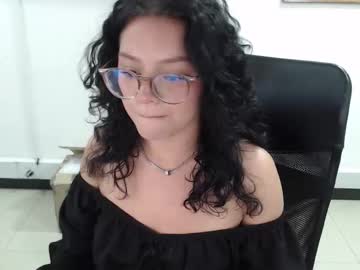 Jenn_Cg Chaturbate stream image from March 14, 2026