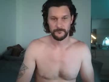 Watersports25 Chaturbate stream image from March 14, 2026