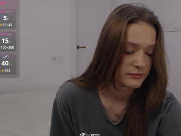 Lunny_ Chaturbate stream image from March 14, 2026