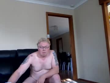 Gimmmieoooo Chaturbate stream image from March 14, 2026