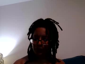 Chloeclapper24 Chaturbate stream image from March 14, 2026