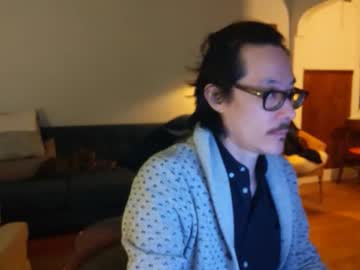 Johneelicks Chaturbate stream image from March 14, 2026