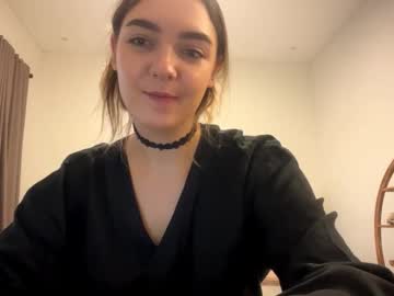 Roxysweetdream Chaturbate stream image from March 14, 2026