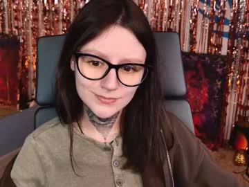 Esterhernandes Chaturbate stream image from March 14, 2026