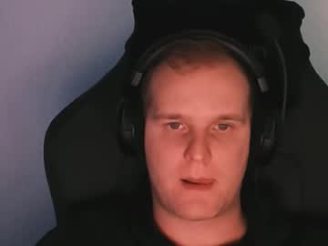 Croissant911 Chaturbate stream image from March 14, 2026