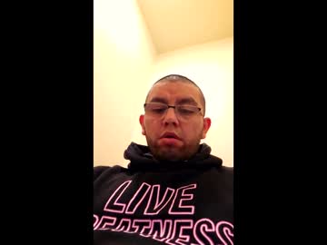 Duroporelchiquito Chaturbate stream image from March 14, 2026