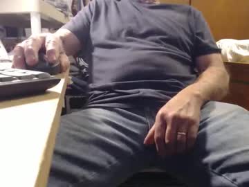 Mike694fun Chaturbate stream image from March 14, 2026