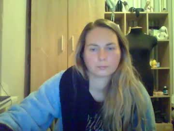 Molly971345 Chaturbate stream image from March 14, 2026