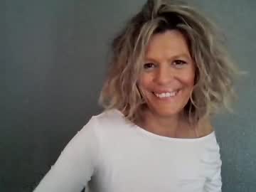 Haileys123 Chaturbate stream image from March 14, 2026