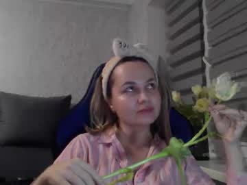 Lyeeu25 Chaturbate stream image from March 14, 2026