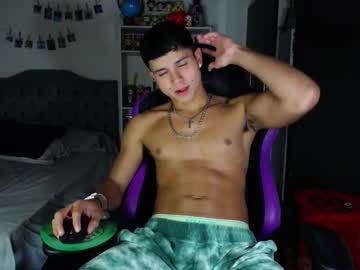 Saulomiralles Chaturbate stream image from March 14, 2026