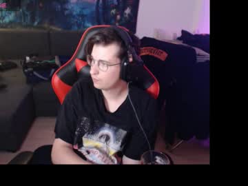 Dreitagewach Chaturbate stream image from March 15, 2026