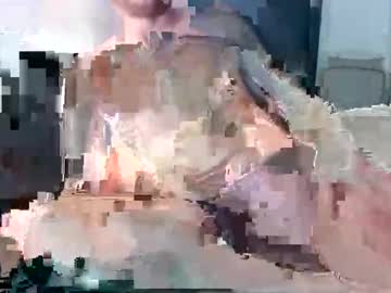 Kloeyhoottoyboy Chaturbate stream image from March 15, 2026