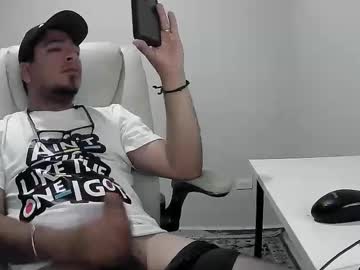 Marlovemypup Chaturbate stream image from March 15, 2026