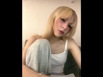 Aameow Chaturbate stream image from March 15, 2026