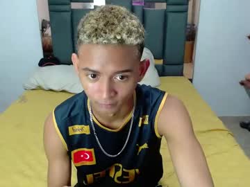Raamking5 Chaturbate stream image from March 15, 2026