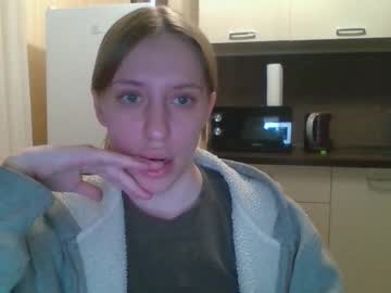Blondi_Bondi Chaturbate stream image from March 15, 2026
