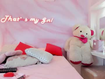 Daphneharrison Chaturbate stream image from March 15, 2026