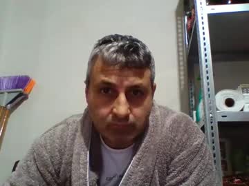 Alfredohot35 Chaturbate stream image from March 15, 2026