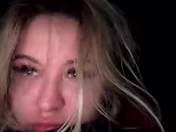 Green_Eyes_Twinkl Chaturbate stream image from March 15, 2026