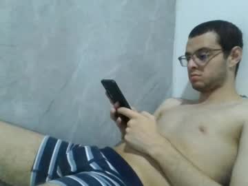 Andres129494 Chaturbate stream image from March 16, 2026