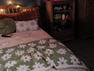 Karinafoxkink Chaturbate stream image from March 16, 2026