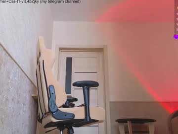 Villuuvargas Chaturbate stream image from March 16, 2026