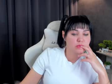 Claradunkel Chaturbate stream image from March 16, 2026