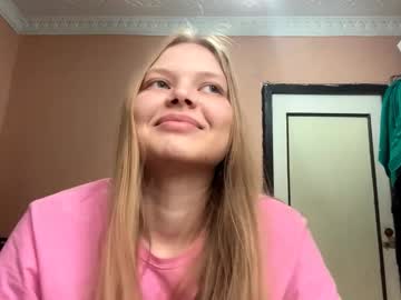 Gladybarryman Chaturbate stream image from March 16, 2026