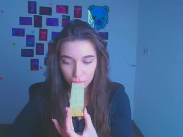 Mysticamelia Chaturbate stream image from March 16, 2026
