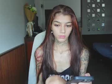 Vinkitinkii Chaturbate stream image from March 16, 2026