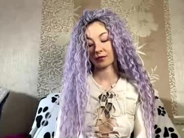 Gudrunmitter Chaturbate stream image from March 16, 2026