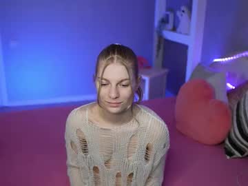 Alismil Chaturbate stream image from March 16, 2026