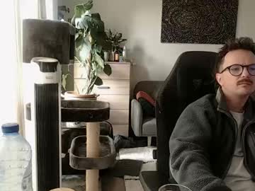 Winnydepooh Chaturbate stream image from March 16, 2026