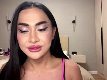 Corinaron Chaturbate stream image from March 16, 2026