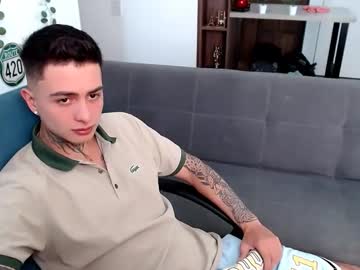 Santi_Ss Chaturbate stream image from March 16, 2026